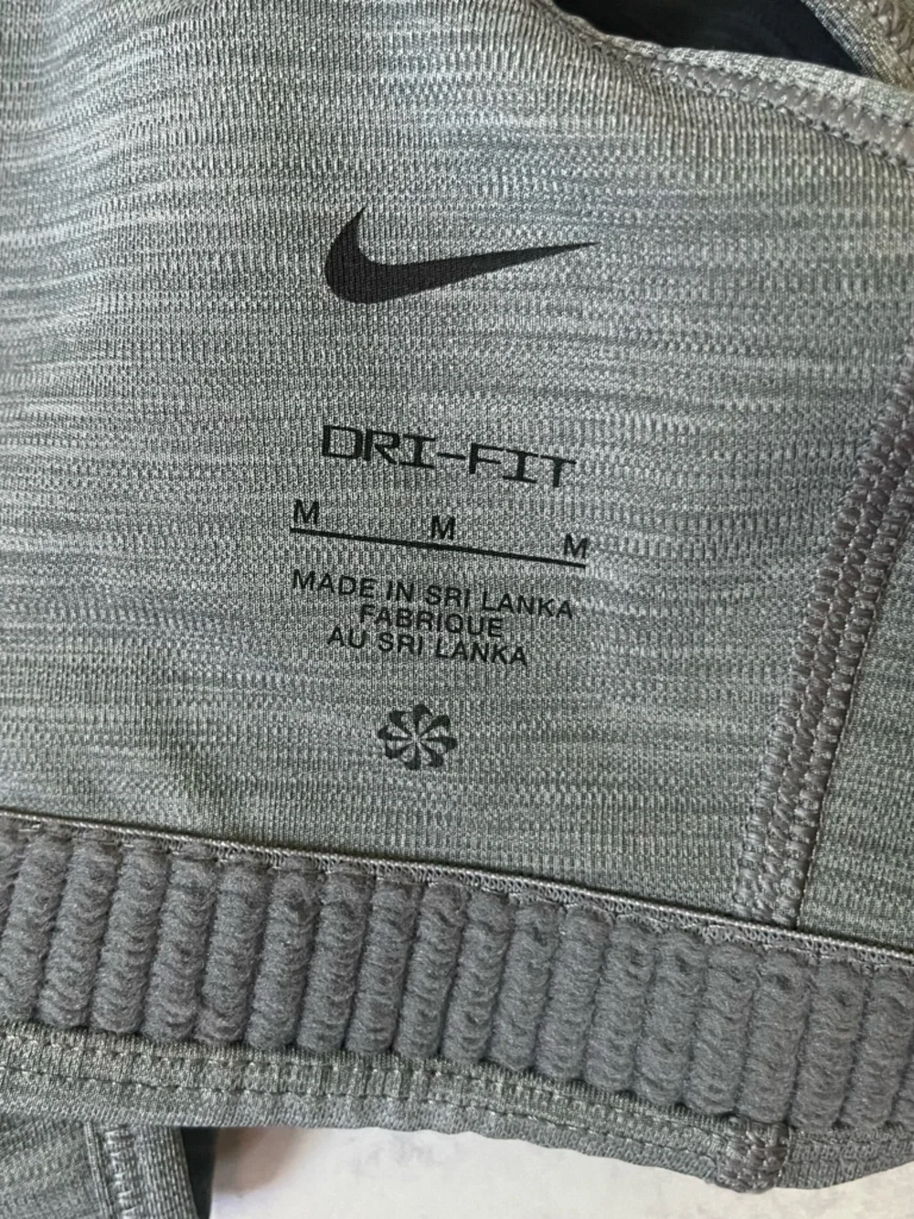 Nike Dri-Fit Sports Bra Medium Grey Racerback Workout Running Gym Athletic